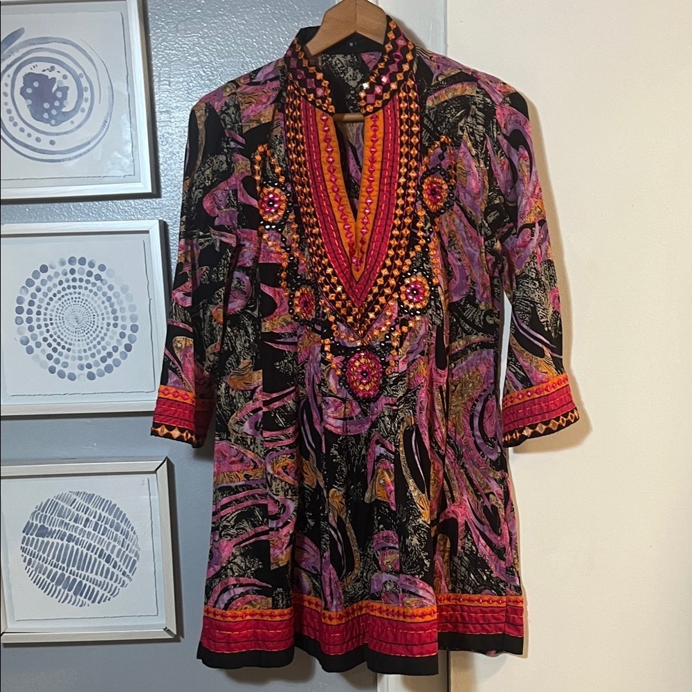 Key Lime & Pink Women’s Size M Vibrant Multicolor Embellished Tunic Top